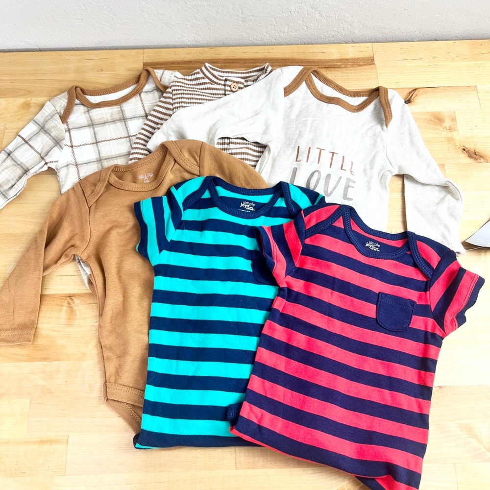 Lot 5 Baby Bodysuits 3-6 Months Carter's Old Navy Le Top Bebe Long Short Sleeve
